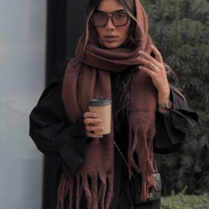 بیگ اسکارف قهوه ای پشمی کد ۴۰۰