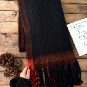 بیگ اسکارف پشمی مشکی حاشیه نارنجی کد ۴۰۰