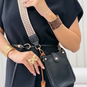 کیف زنانه چرمی پاسپورتی بند پهن میلانا