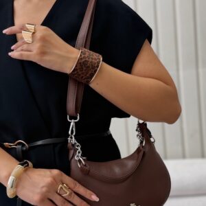 کیف زنانه چرمی به همراه چارم بگ توتیا